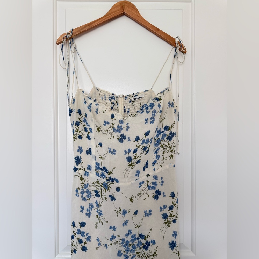 Reformation Enya Midi Dress Clarita Blue Floral Smocked Tie Strap Sweetheart 12 - Picture 4 of 12